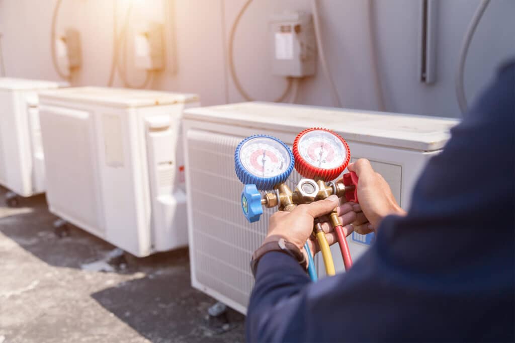 ac equipement with technician